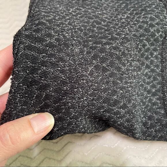 Under Armour Grey Textured Full Length Leggings Womens S Yoga Pants Y2K Athletic - Picture 3 of 4